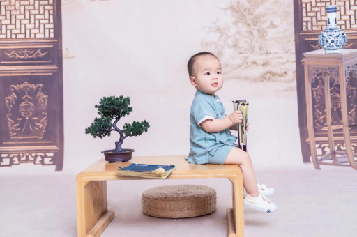 北海孕妇肚子上的黑线